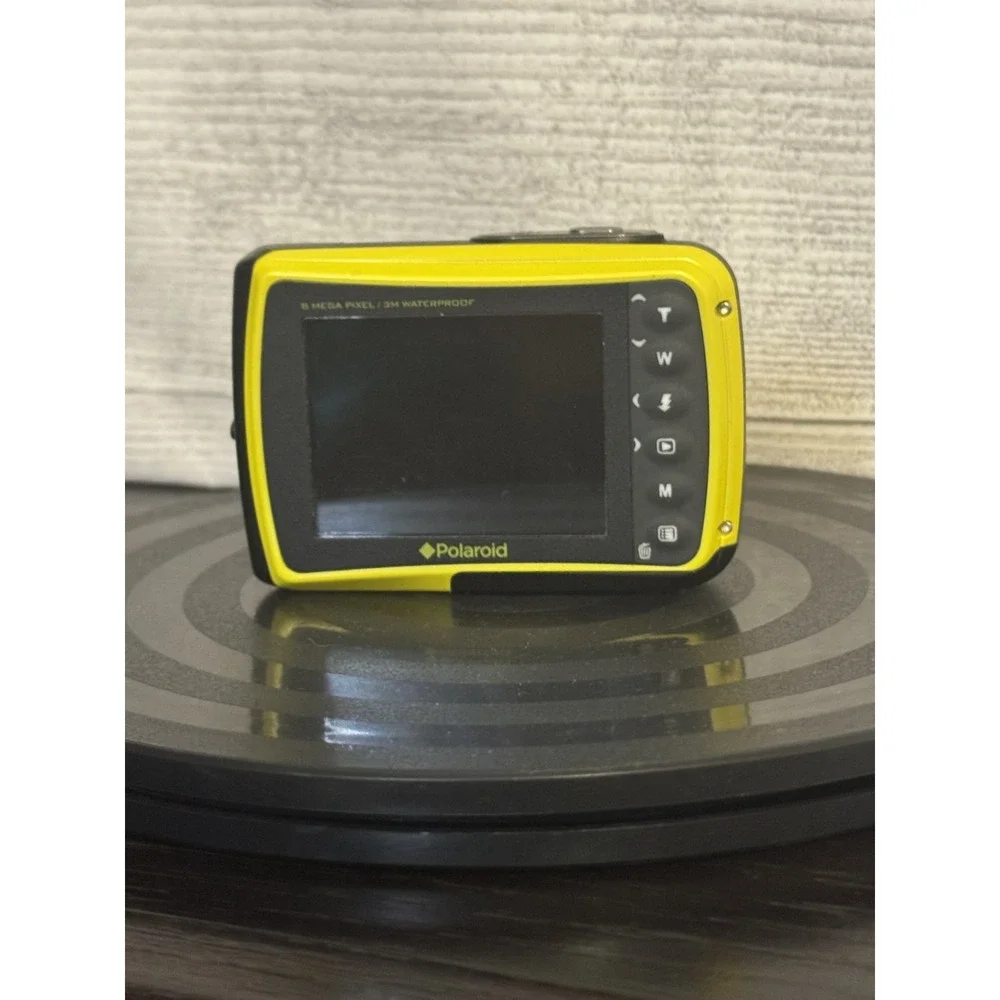 Polaroid X800 Underwater Waterproof Digital Camera 8MP Yellow Black 3m - Works